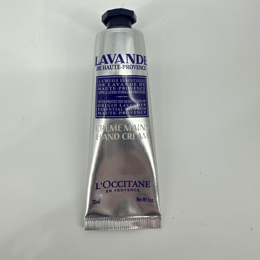 L'OCCITANE EN PROVENCE Lavender Hand Cream 30ml 1oz Mini Purse Size - Picture 3 of 9